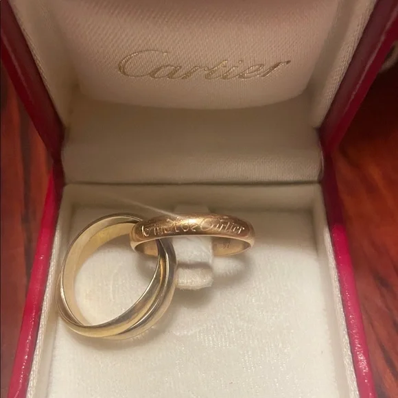 Cartier Trinity Ring - Picture 4 of 10